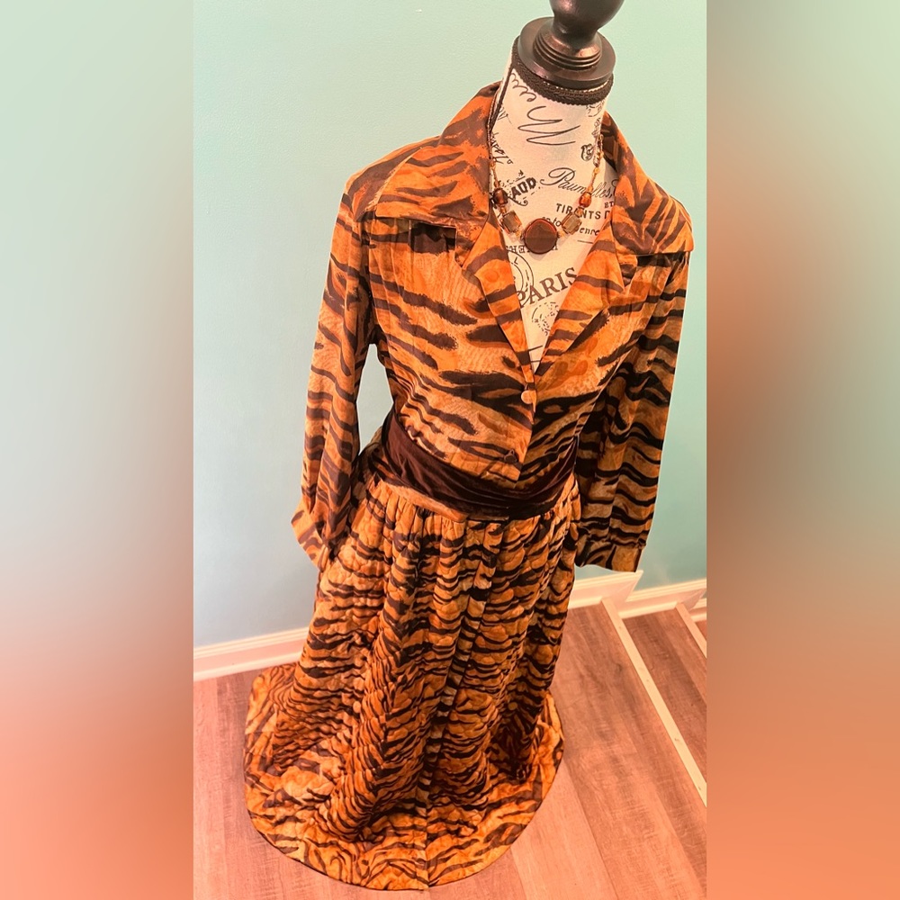 Vintage 1960 tiger print dress